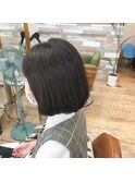 ツヤツヤ前下がりワンレンボブ