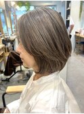 【ハイライト】で白髪染めを卒業！モードグレージュカラー★坂田