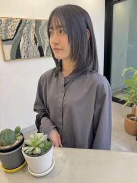 フェーディン(fa/din) 顔周りレイヤー×アッシュグレー