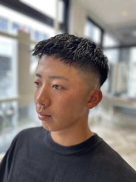 ニューヨークニューヨーク 阪急高槻店(NYNY) 【メンズフェードカット】