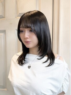 アロマ ヘアー ルーム 新宿3号店(AROMA hair room) レイヤーカット/ブルーブラック／顔周りレイヤー