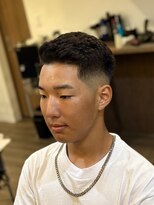 ジェイソン(JASON)&nbsp;【男らしさ際立つミドルフェード】