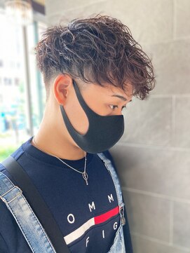 ティムヘアー(tim hair) スキンフェード×スパイラルパーマ