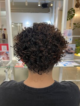 アルジャーノンリトリート(ALGERNON retreat) メンズスパイラルパーマ