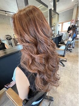 一人のスタイリストが仕上げまで担当♪リピーター続出◎通い続けたくなるベテランスタイリスト在籍☆