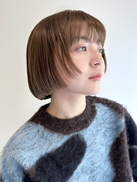 ローネス(LONESS) ボブレイヤー　コンパクトボブ　ハッシュカット　切りっぱなし