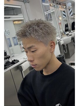 ダムディートウキョウ 心斎橋店(DAMDEE TOKYO) ホワイトカラー