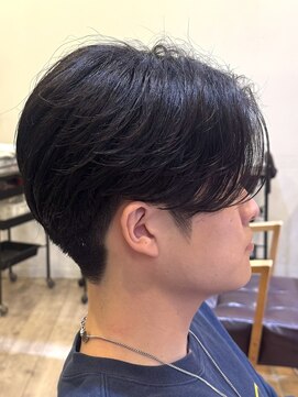 オーシャントーキョー(OCEAN TOKYO) 韓国マッシュフェザーパーマニュアンスパーマセンターパート黒髪