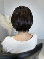 ポノ(pono.)&nbsp;水素カラーでまとまる艶ショートボブ