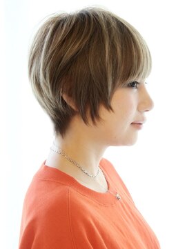 レウナ 外苑前(Reuna) 【30代・40代・50代】大人の女性に人気の耳かけショート