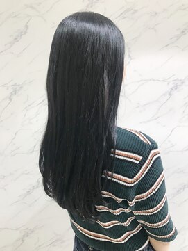 パティオン(PATIONN) お肌もキレイに見える!ツヤ感upの黒髪大人ロング