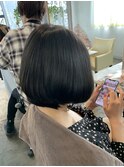 ダークグレージュ