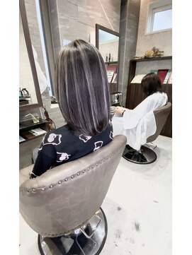 ユニキス 泉店(HAIR&MAKE UNIXIS) 高橋儀典　コントラストハイライト
