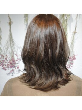 ファースト 泉中央店(first) ことりベージュ/レイヤーロング/20代30代40代