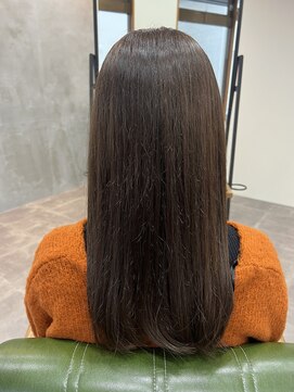 フェット(Fete) 【ブリーチ履歴を活かした】似合わせグレージュ