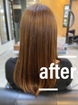 アキコ(AKIko) 艶髪ベージュのサイドレイヤー30代/40代/50代