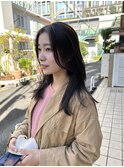くびれ鎖骨ミディアム韓国ヘア暗髪グレージュカラー韓国前髪