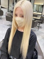 ベレーザシェルト(Beleza scelto)&nbsp;3206髪質改善ハイトーンバイカラー癖毛カットビビッドカラー