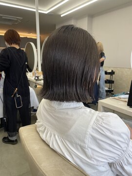 サンド 鹿児島中央(sand) @ayumi_sand ボブ　ぷつっとボブ　グレージュ