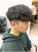 スペインカールスパイラルパーマツイストパーマフェード短髪