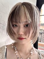 カムジーヘッド(COMEGHEAD)&nbsp;ダブルカラーショートボブインナーカラーハイライトケアブリーチ