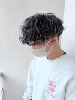 ヨーロ(yolo)&nbsp;波巻きパーマ×ハイライト