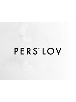 『PERS'LOV』オリジナルのハイライトで気になる白髪もキレイに活かす＊立体感&透明感のある上品スタイル♪