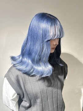 ザ オーダー(THE ORDER) シルバーに落ちる水色ハイトーン ブリーチ2回