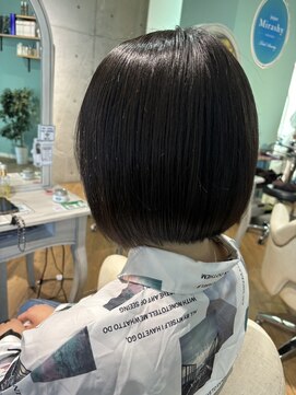 ミラシィ 成田(Mirashy) ハイライトカラーミルクティーベージュレイヤーカット