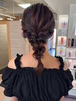 キャパジャストヘアー(CAPA just hair)&nbsp;編みおろしヘアアレンジ結婚式二次会