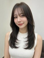 ファミーユプラス(famiiyu+) シースルバング レイヤーカット