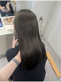 オリーブグレージュ