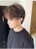 ハイライト×波巻きパーマ/リバースセンターパート