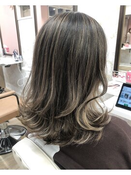 フィガロ デュデュ 新石切店(Figaro DOU DOU) 【FIGARO DOUDOU】くびれカット×ハイライト◎ TAKU