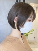 前下がりショートボブ 前髪あり カーキグレージュ オージュア