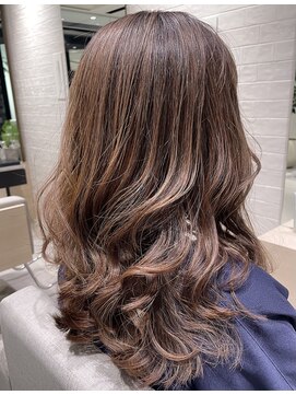 ステア ケース(stair case) 【NATASHA】ロング中盛りレイヤー