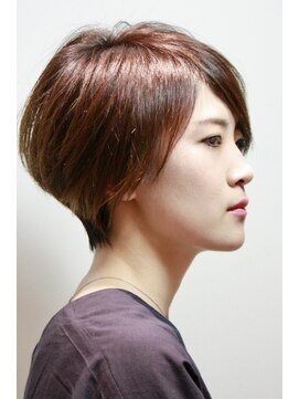 ヘア デザイン リスク(HAIR DESIGN RISK) 【RISK 高橋勇太】黒髪でシルエットが完璧な束感ベリーショート