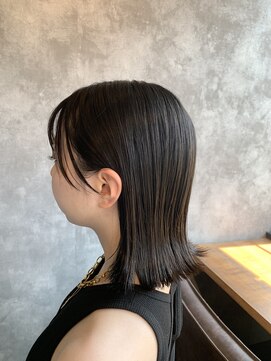 ウィート(wheat) 大人ミディアムボブ×外ハネ×艶髪