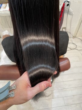 リコ バイ マリス(Liko by maris) 最上級likoオリジナルトリートメント+カット