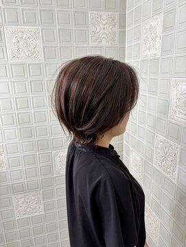 トリエラ 池袋(TRIELA) チョコブラウンレイヤーボブ