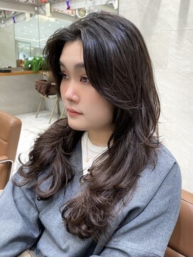 ピークアブー 原宿ハラカド(PEEK-A-BOO) 海外風レイヤーロングミディアムハッシュカットデシタルパーマ