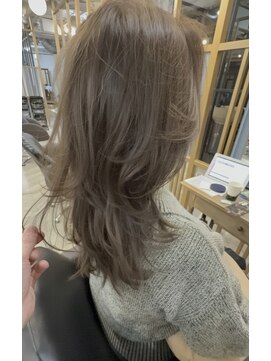 マインバイアフロートギンザ(MYNE by AFLOAT GINZA) レイヤーカット