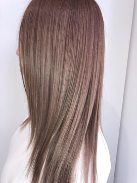 ガレリアエレガンテ 植田店(GALLARIA Elegante) [GALLARIA]究極のプラチナ白金ミネコラトリートメント