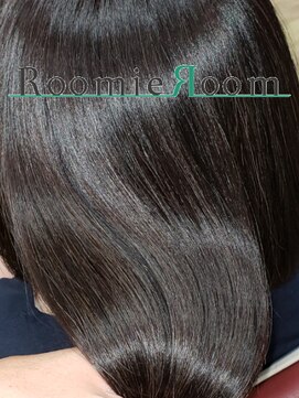 ルーミールーム(RoomieRoom) 美シルエット髪質改善艶々さらさらストレート