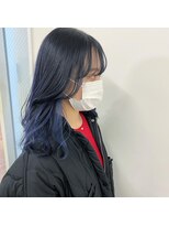 キー(kii)&nbsp;ブルー　× ブルー　インナーカラー  イヤリングカラー　福岡