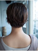 癖毛を活かしたアレンジショート