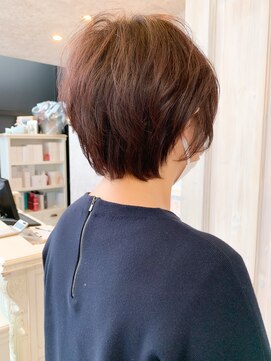 キャアリー(Caary) 福山市Caary人気 丸みショートヘア/ショートボブ/ベリーショート