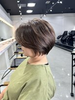 ウェスト(WEST)&nbsp;前下がりショートレイヤー