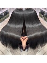 パドトロワ(Pas de trois)&nbsp;髪質改善トリートメント【グラメント】極上の艶体験