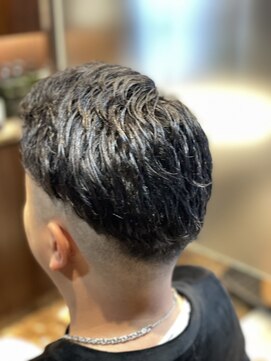 ヘアーモードキクチ 神田日銀通り店 神田シチサン